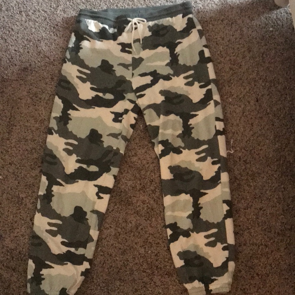 I’m telling some target camo joggers/ sweatpants